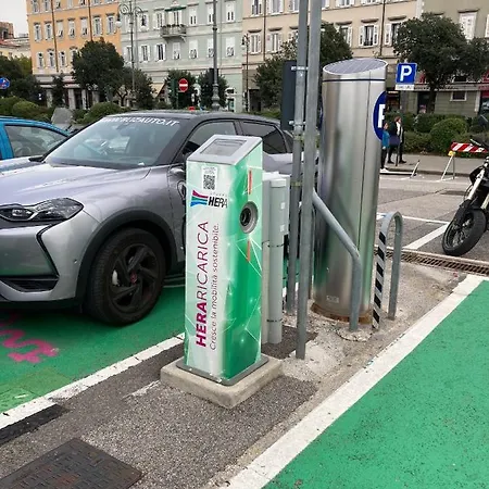 Le Rive Del Revoltella Apartamento Trieste